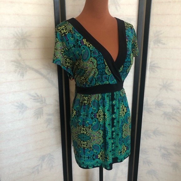 Apt. 9 Retro Floral Short Sleeve Top Size XL Deep V-Neck Multicolor Floral Top - Picture 14 of 15